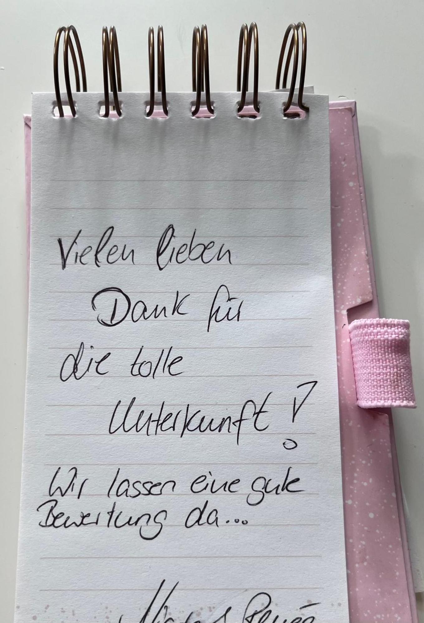 Fewo "Rabennest " Gemuetliche Wohnung Nahe Rabensteinklinikum - Kein Separates Schlafzimmer, Studiowohnung Chemnitz Luaran gambar